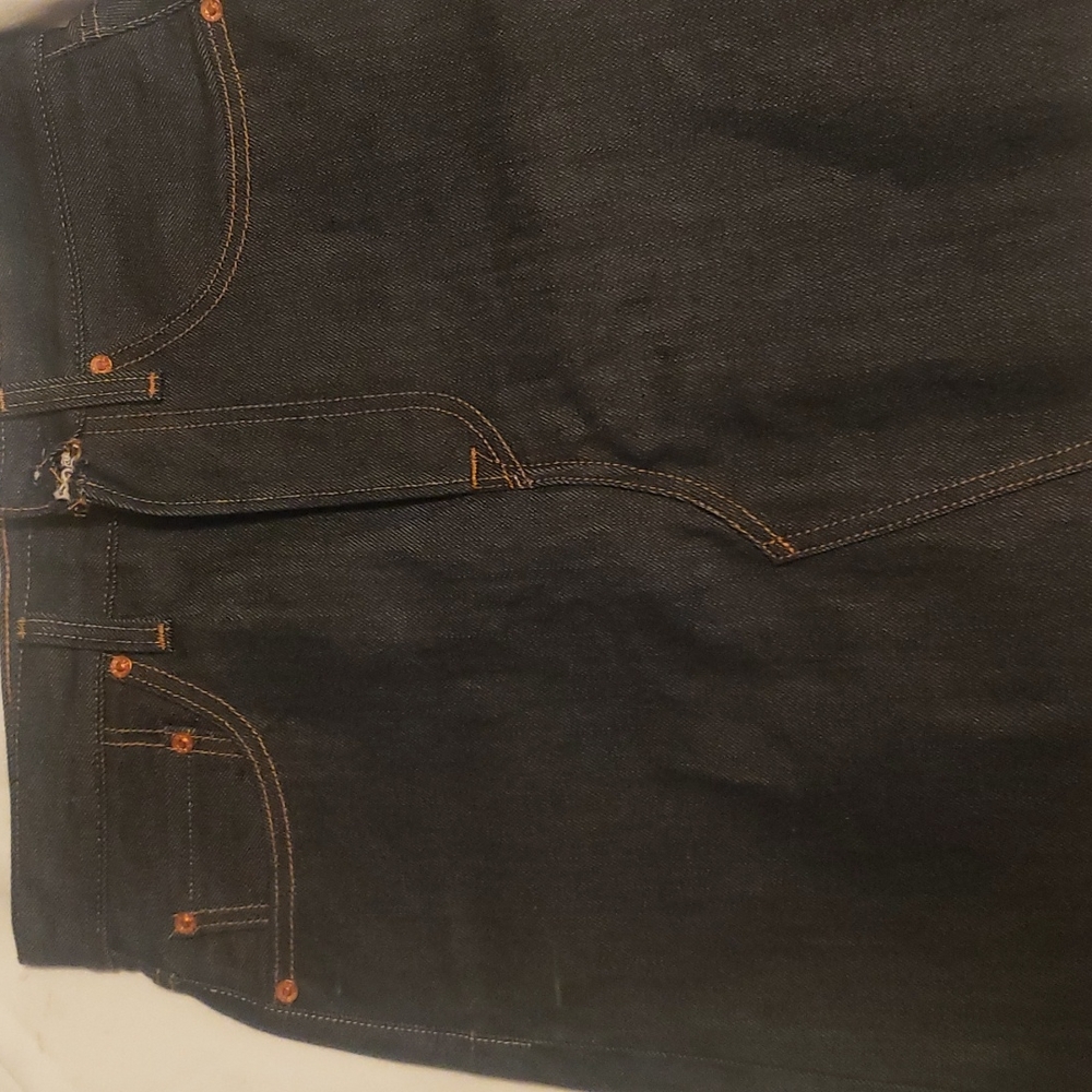 Levi's skirt. Sample garment size 27
